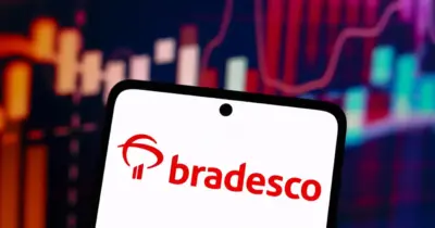 Informe do Bradesco chega com alerta para clientes que usam PIX e pagam boletos no celular