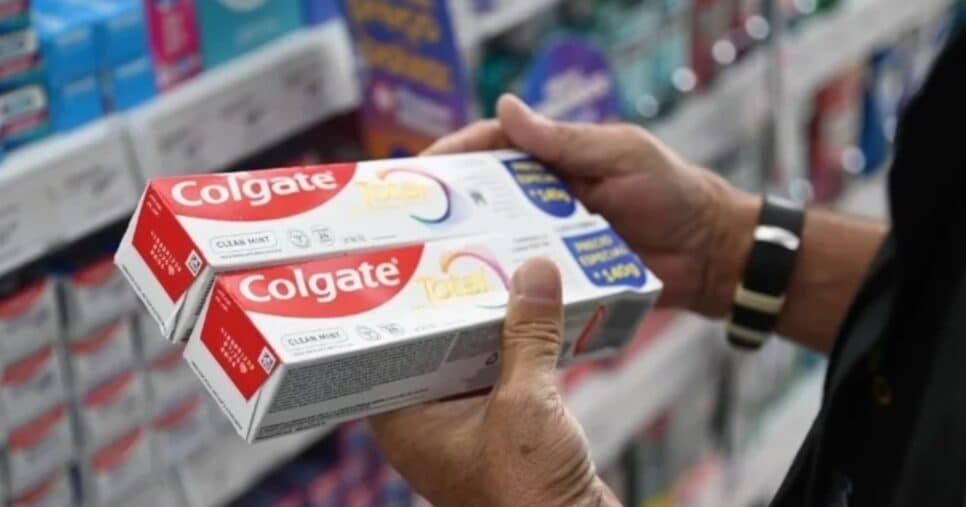 Encerramento de creme dental da Colgate - Foto Ilustrativa