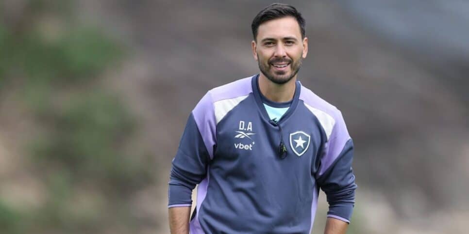 Davide Ancelotti ligado na contratação de um craque ao Botafogo (Reprodução: Vítor Silva)
