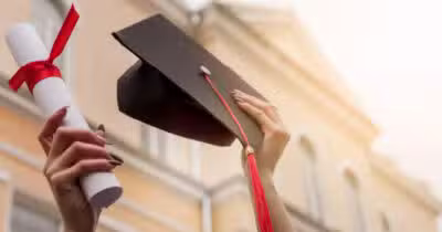 O diploma de papel ainda vale? Nova lei em vigor em julho (Foto: Reprodução/Pexels)