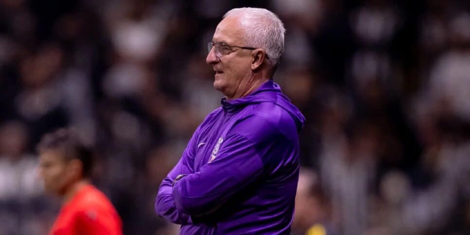 Dorival Jr vibra com retorno de craque ao Corinthians (Reprodução: Rodrigo Coca)
