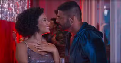 Maria de Fátima e César ganham desfecho em Vale Tudo (Foto: Divulgação)
