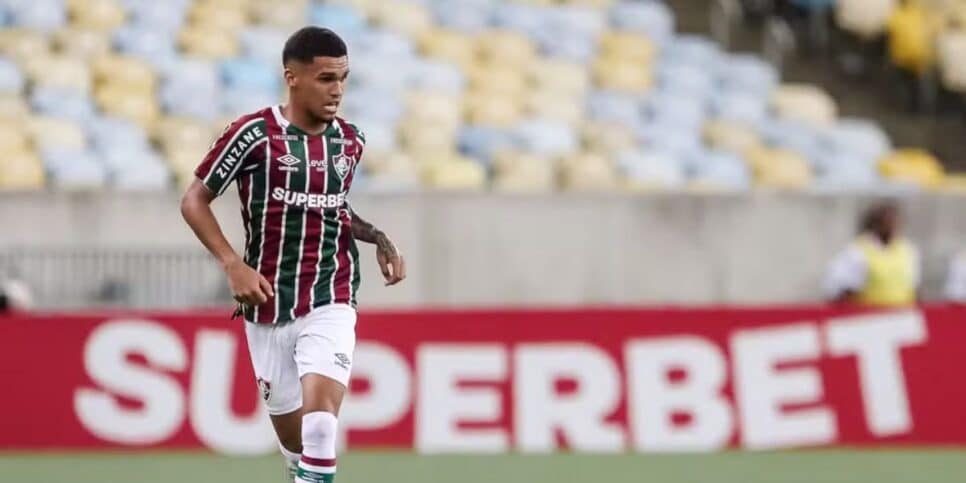Riquelme Felipe é um craque do Fluminense (Reprodução: LUCAS MERÇON)