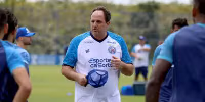 Rogério Ceni no comando do treino no Bahia (Reprodução: Felipe Oliveira)