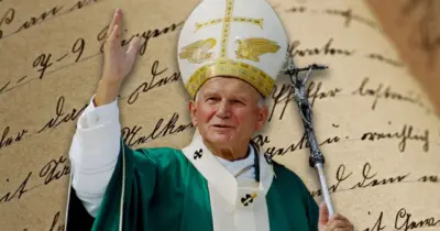 Carta psicografada do Papa João Paulo II revela o que ele viveu após morte: “Horrores”