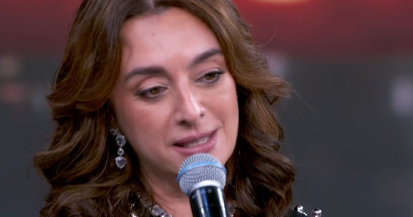 http://tvfoco.uai.com.br/wp-content/uploads/2015/05/Daniela-Mercury.jpg