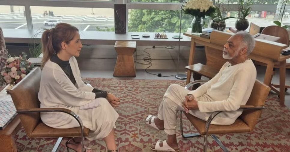 Gilberto Gil em entrevista com Poliana Abritta - Foto: Globo