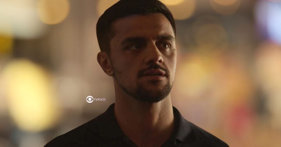 Danilo em Dona de Mim (Foto: Reprodução / Globo / Montagem TV Foco)