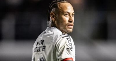 Neymar - Raul Baretta/Santos