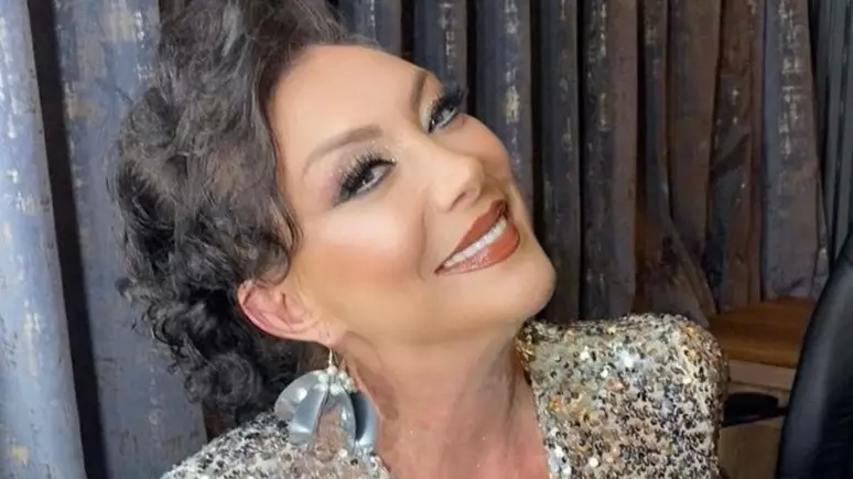 Morre a cantora turca Gul Tut, conhecida como Gullu (Foto: Reprodução/ Internet)