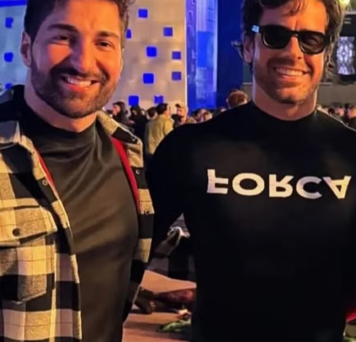 Marcos Pitombo com o namorado Felipe Kloppel  - Foto: Instagram