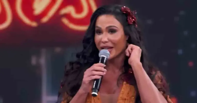 Gracyanne Barbosa sofre lesão grave, passa por cirurgia e está fora do Dança dos Famosos Gracyanne Barbosa sofre lesão grave, passa por cirurgia e está fora do Dança dos Famosos
