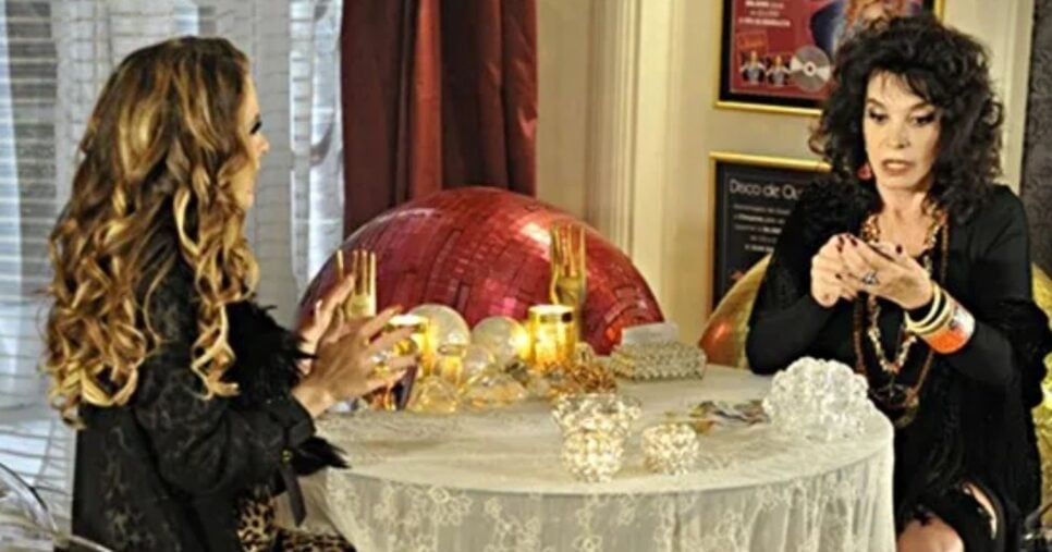 Lady Francisco e Claudia Abreu em cena de Cheias de Charme (Foto Reprodução/Globo)