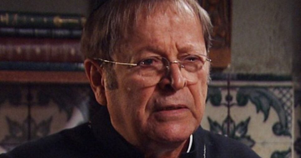 Carlos Vereza como Padre Benício em Velho Chico (Foto Reprodução/Globo)