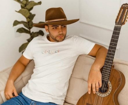 Morreu o cantor sertanejo Iago de Melo Medeiros (Foto: Reprodução/ Internet)
