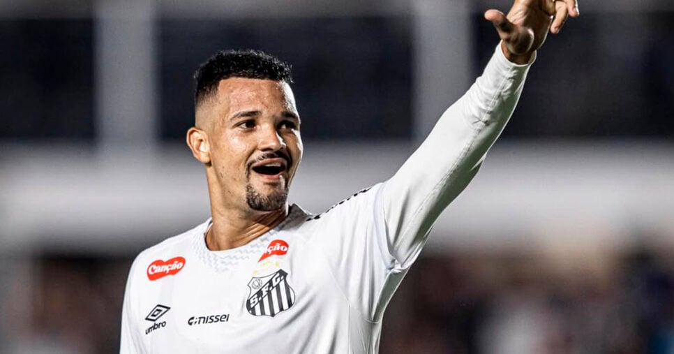 Zé Ivaldo, que está emprestado pelo Cruzeiro ao Santos (Foto: Reprodução - Instagram)