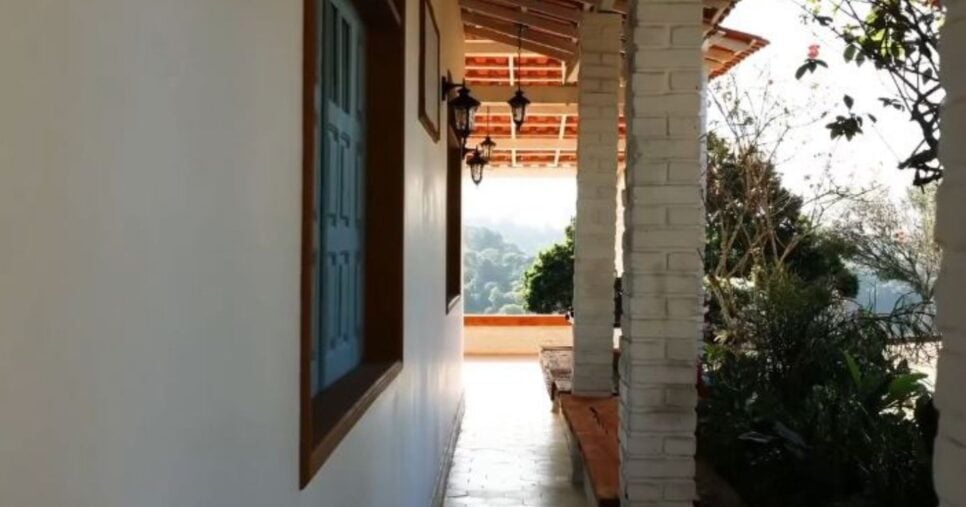 Imagem externa da propriedade de Ticiane (Foto Reprodução/Instagram@tici_villasboas)