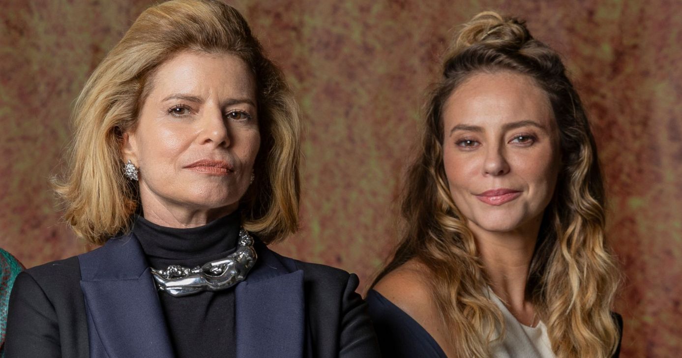 Débora Bloch com Paolla Oliveira - Foto: Globo