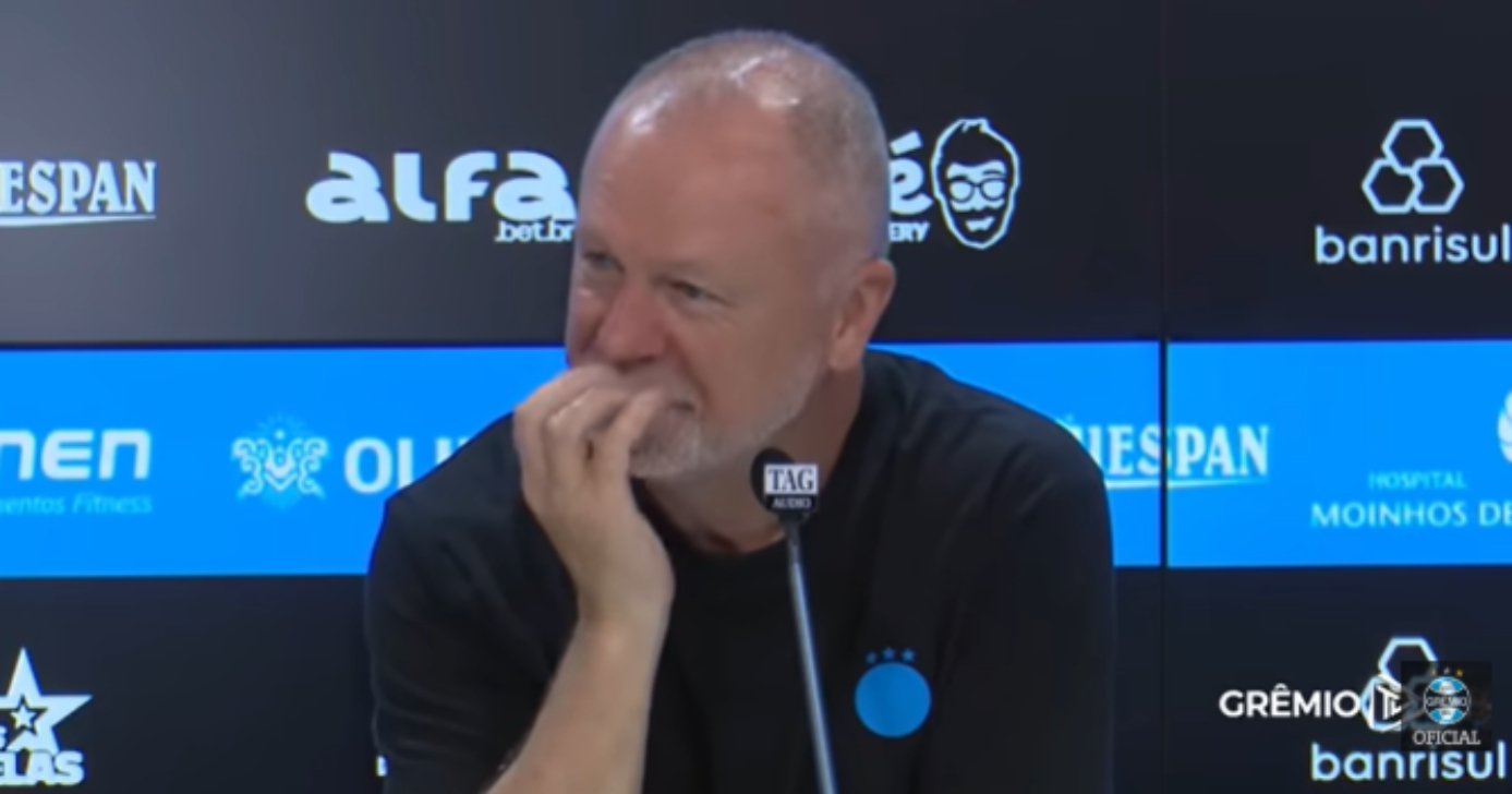Mano Menezes fala de situação no Grêmio (Foto: Grêmio TV)
