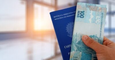 Ilustrações escritório, carteira de trabalho e notas de cem reais (Fotos: Canva)