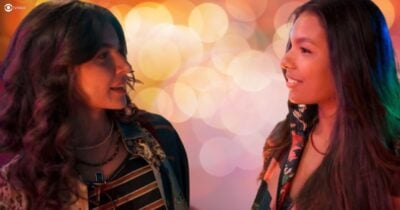 Lorena (Alanis Guillen) e Maggye (Mell Muzzillo) em Três Graças (Foto: Reprodução / Globo / Montagem TV Foco)