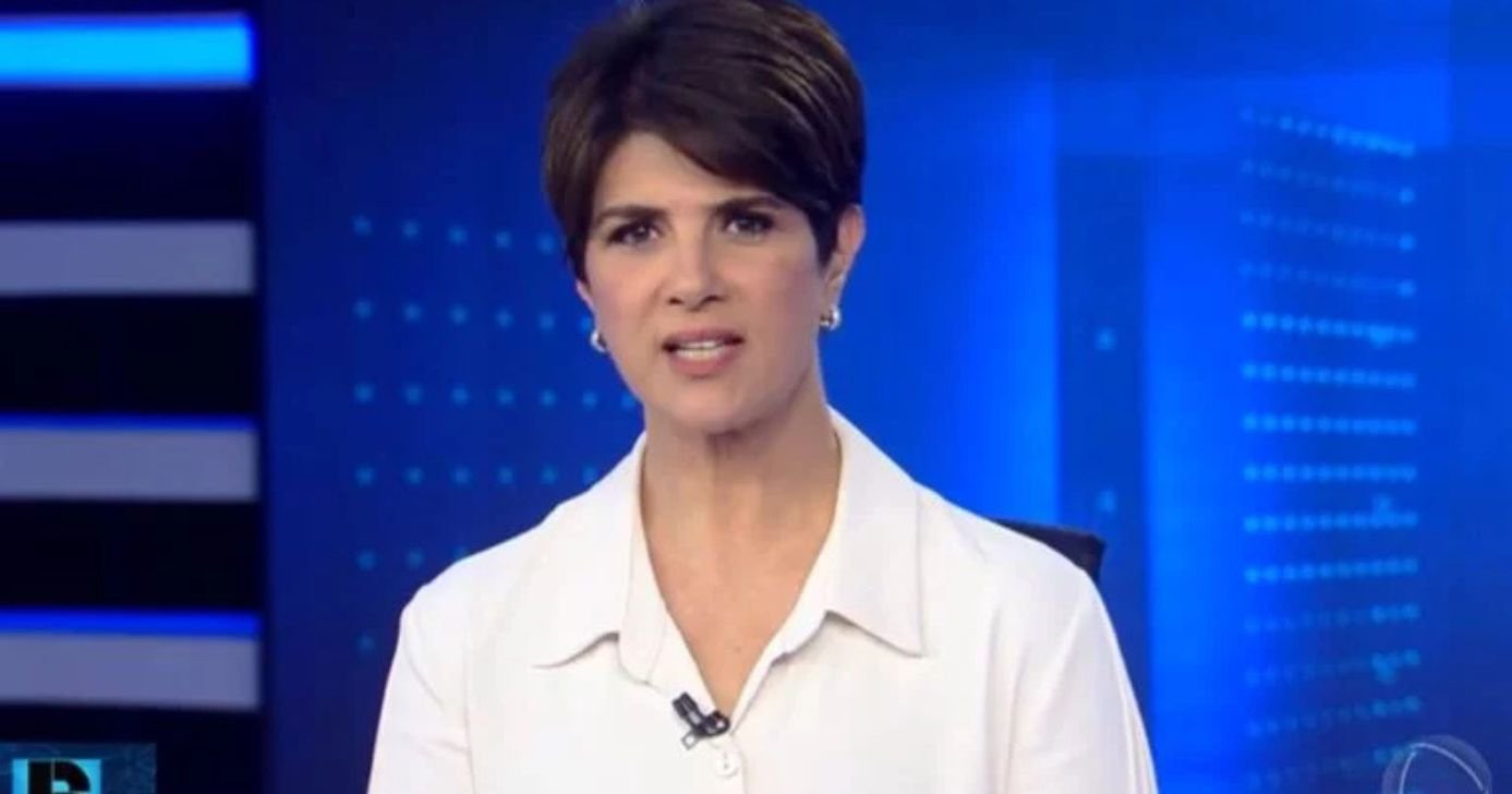 Mariana Godoy comete erro durante o Jornal da Record (Foto: Reprodução/ Internet)