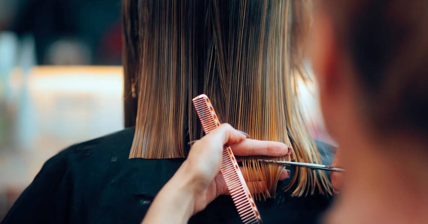 Ilustração 5 cortes de cabelo para mulheres 50+