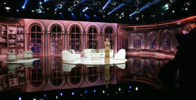 Daniela Albuquerque no novo cenário do Sensacional - crédito: Divulgação RedeTV!