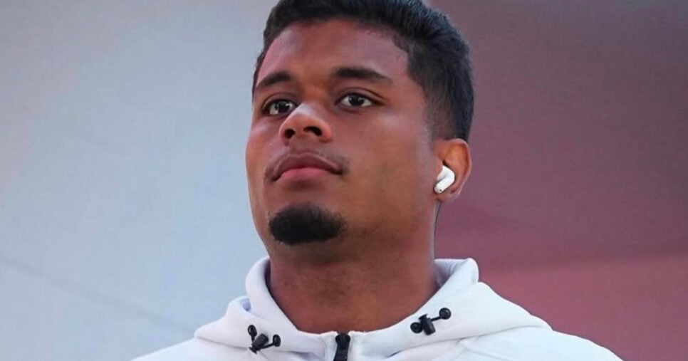 Botafogo avalia a contratação do volante Charlys, que atua no Reggiana, clube da 2ª divisão italiana (Foto: Reprodução - Instagram)