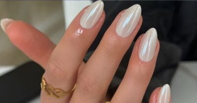 4 cores de esmalte que rejuvenescem as mãos  - Foto: Internet