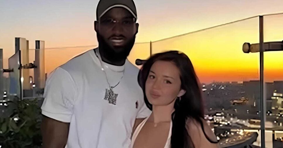 Nikki Seey e Moumi Ngamaleu (Foto: Reprodução / Instagram)