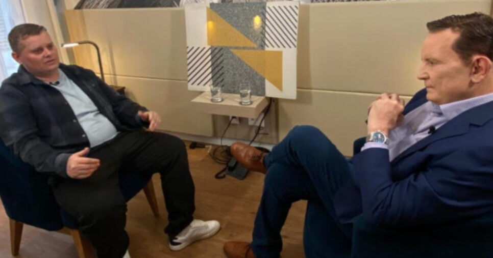 Sandrão em entrevista na Record (Foto: Reprodução - Record)