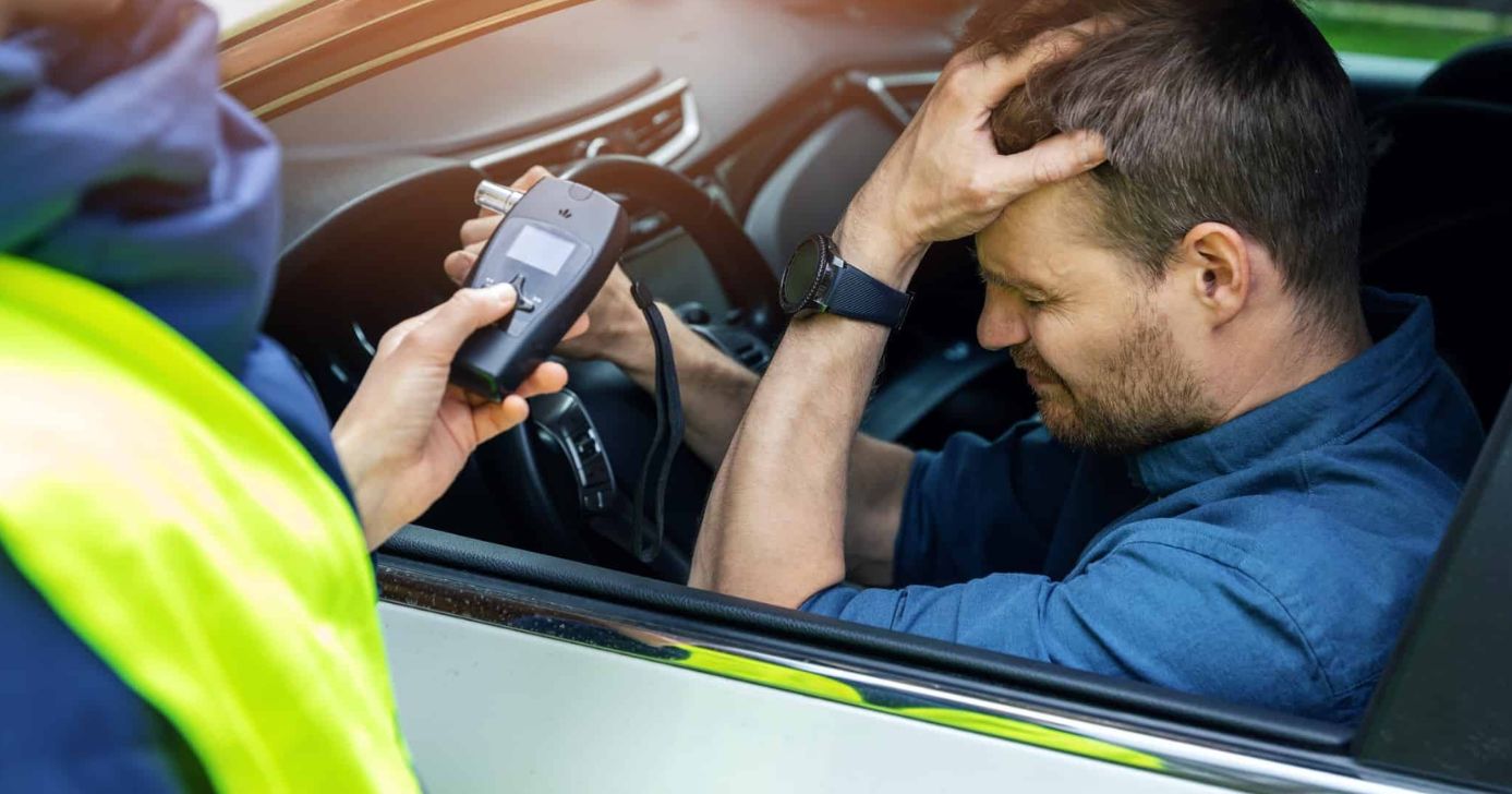 Teste do bafômetro - Foto: CANVA