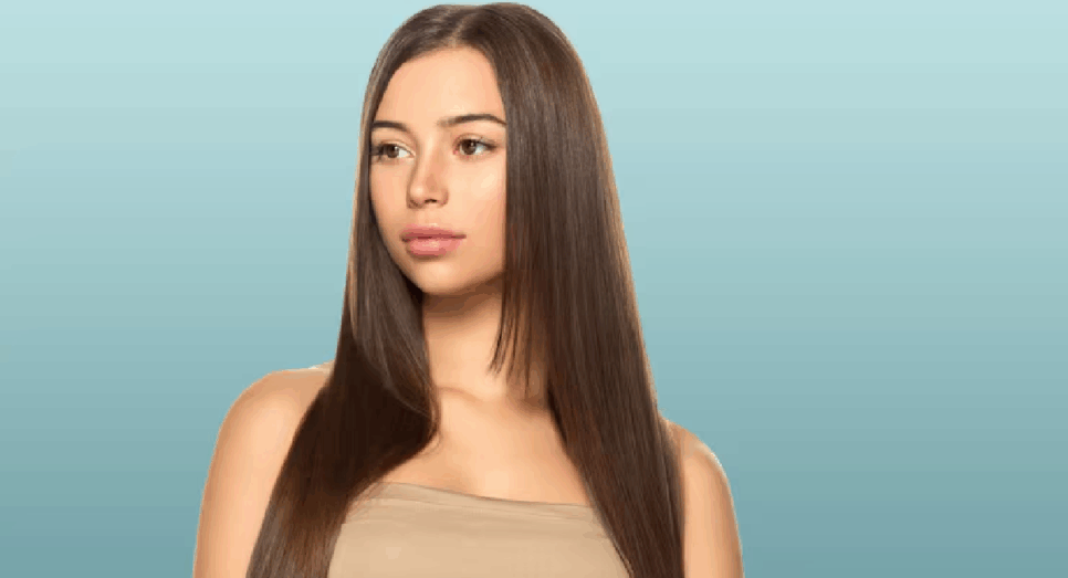 Cabelos alisados (Foto: Reprodução/Freepik)
