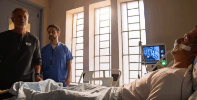 Ricardo em hospital (Foto: Reprodução/Globo)