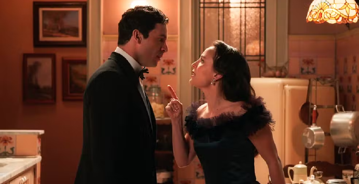 Estela e Celso em Êta Mundo Melhor (Foto: Reprodução/Globo)