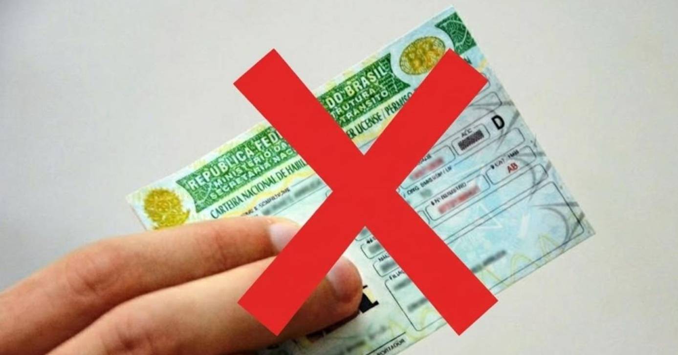 Ilustração Bloqueio da CNH 6 situações que suspendem documento