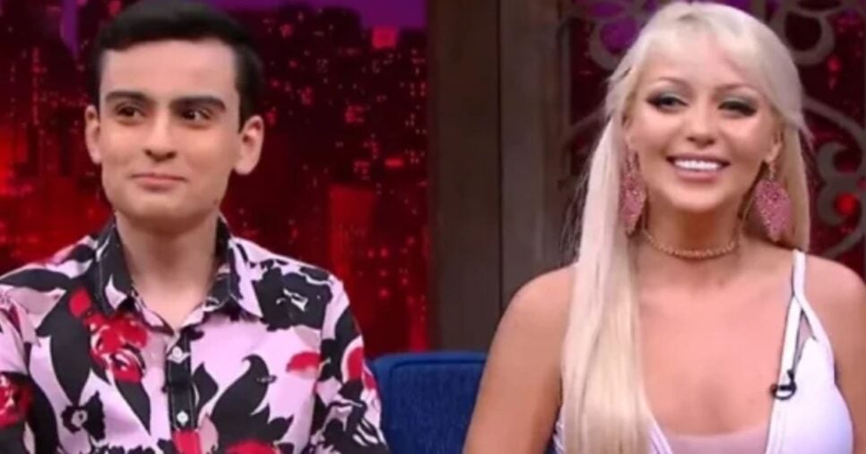 Dudu Camargo e Bárbara Jankavski Marquez no The Noite (Foto: Reprodução / SBT)