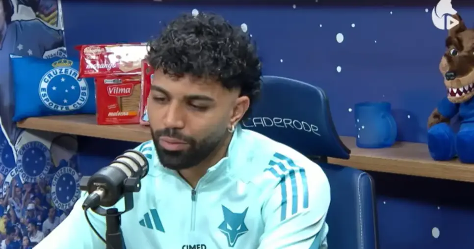 Gabigol vive dilema no Cruzeiro (Foto: Cruzeiro TV) Gabigol vive dilema no Cruzeiro (Foto: Cruzeiro TV)
