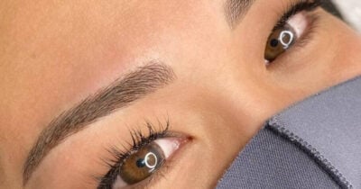 Veja procedimento que além da micropigmentação, também destaca sobrancelhas (Foto: Divulgação)