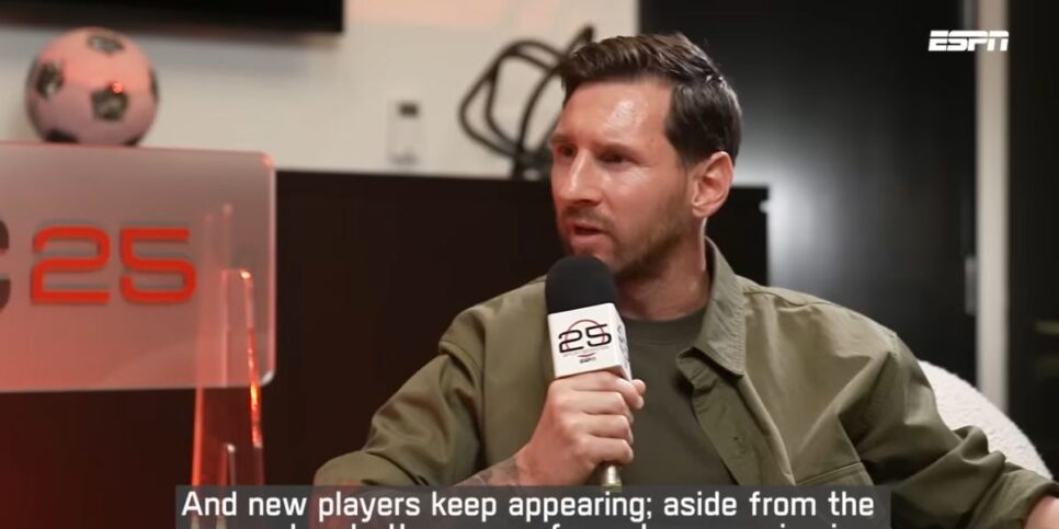 Diretor do Barcelona abre portas para retorno de Messi: 'Ainda pode contribuir'