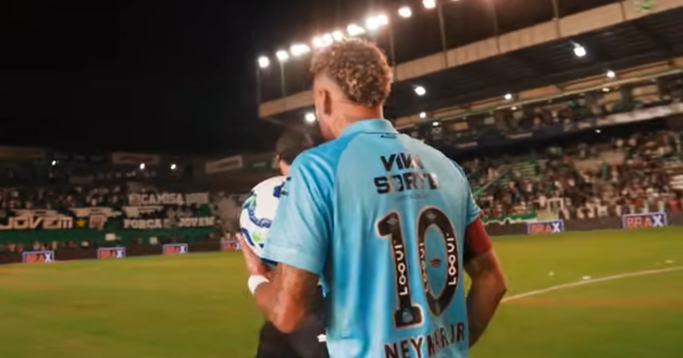 Neymar tem futuro incerto no Santos (Foto: Santos TV)