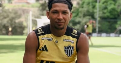 Rony no Atlético-MG (Foto: Reprodução/ Galo TV - YouTube)