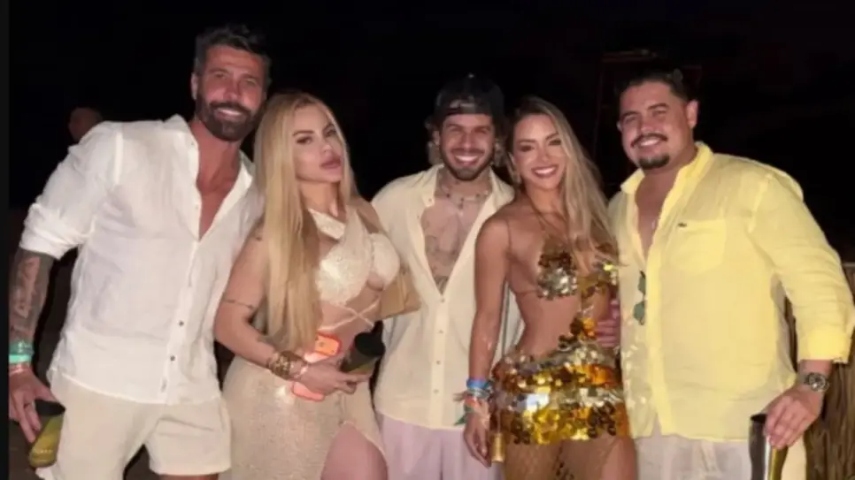 Zé Felipe com amigos no Réveillon (Foto: Reprodução/ Instagram) Zé Felipe com amigos no Réveillon (Foto: Reprodução/ Instagram)