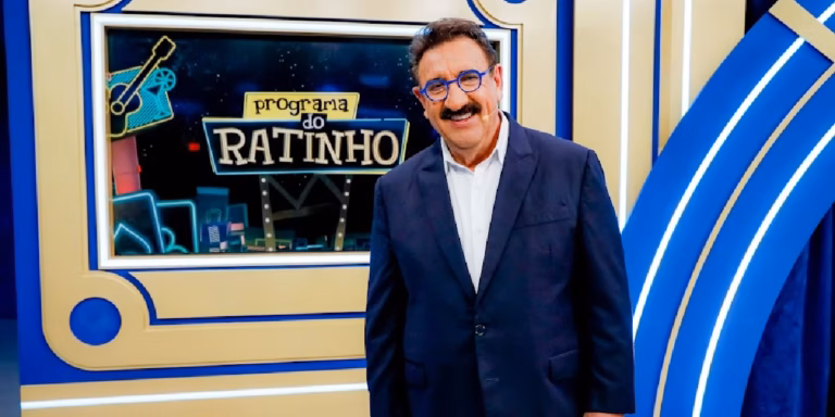 Sensitiva faz previsão preocupante a Ratinho: “Uma hora vai cair” Sensitiva faz previsão preocupante a Ratinho: “Uma hora vai cair”