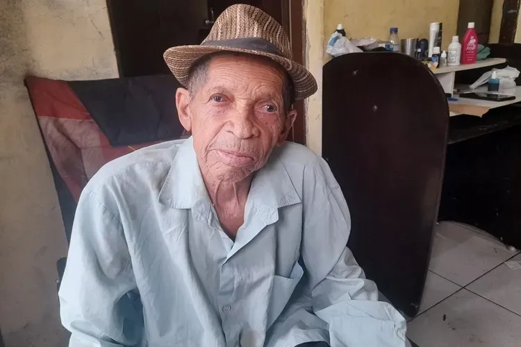 Morre o cantor Osvaldo Bezerra, o 'Rei do Brega' (Foto: Reprodução/ Internet) Morre o cantor Osvaldo Bezerra, o 'Rei do Brega' (Foto: Reprodução/ Internet)