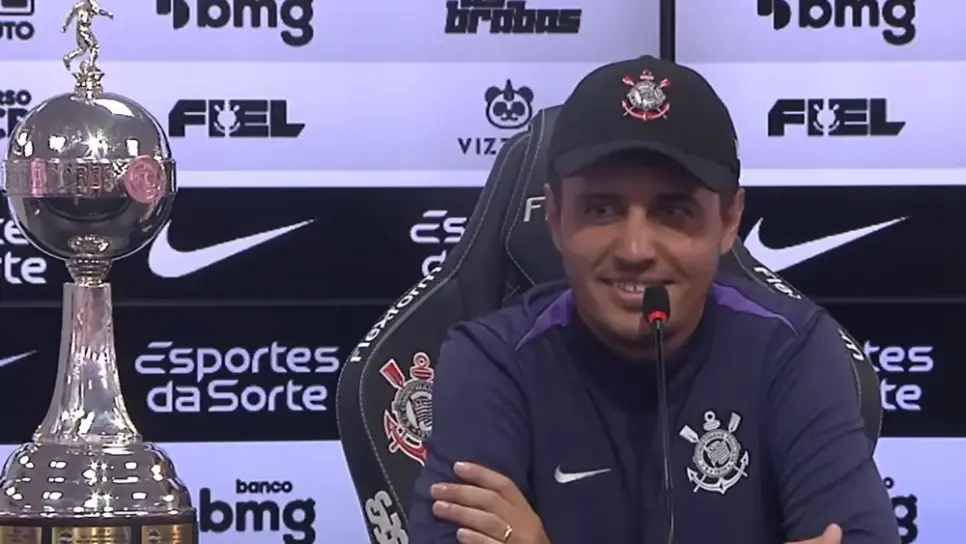 Lucas Piccinato saiu do Corinthians (Foto: Reprodução/ Internet)