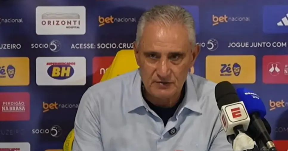 Veja pronunciamento de Tite após decisão do Cruzeiro sobre sua demissão (Foto: TV Cruzeiro)