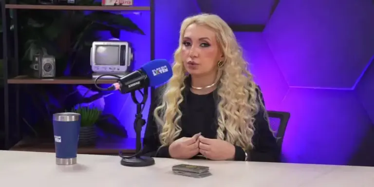 Vidente Chaline prevê tiroteio contra MC famoso: “Não está dando ouvidos” Vidente Chaline prevê tiroteio contra MC famoso: “Não está dando ouvidos”
