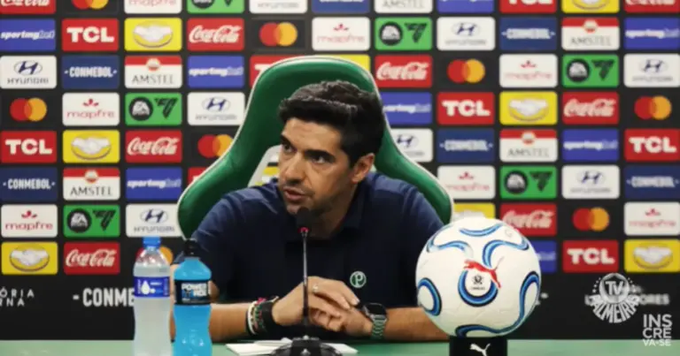 Palmeiras: Abel prepara atacante de R$115M para jogar contra o Bahia Palmeiras: Abel prepara atacante de R$115M para jogar contra o Bahia